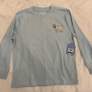 Playful Giraffe Long Sleeve Tee in Soft Blue